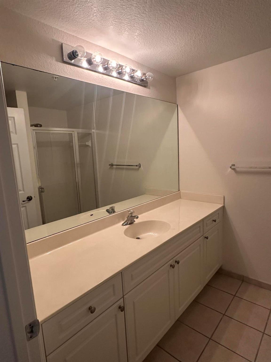 SAN MATERA THE GARDENS CO - Residential Lease