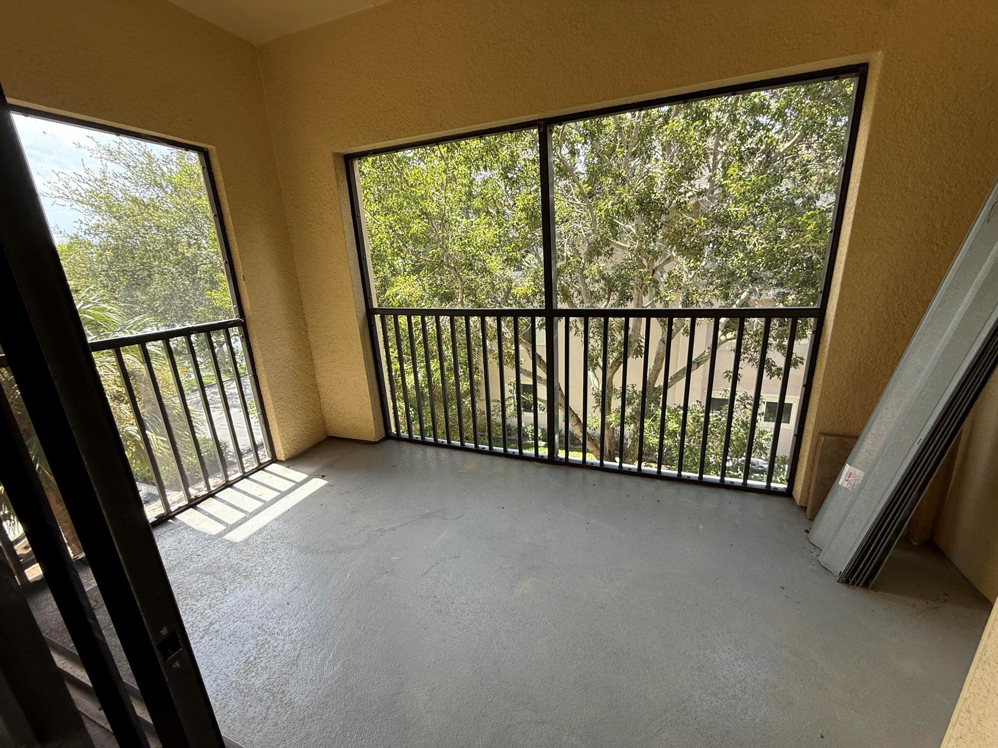 SAN MATERA THE GARDENS CO - Residential Lease