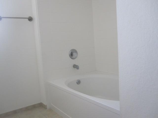 SAN MATERA THE GARDENS CO - Residential Lease