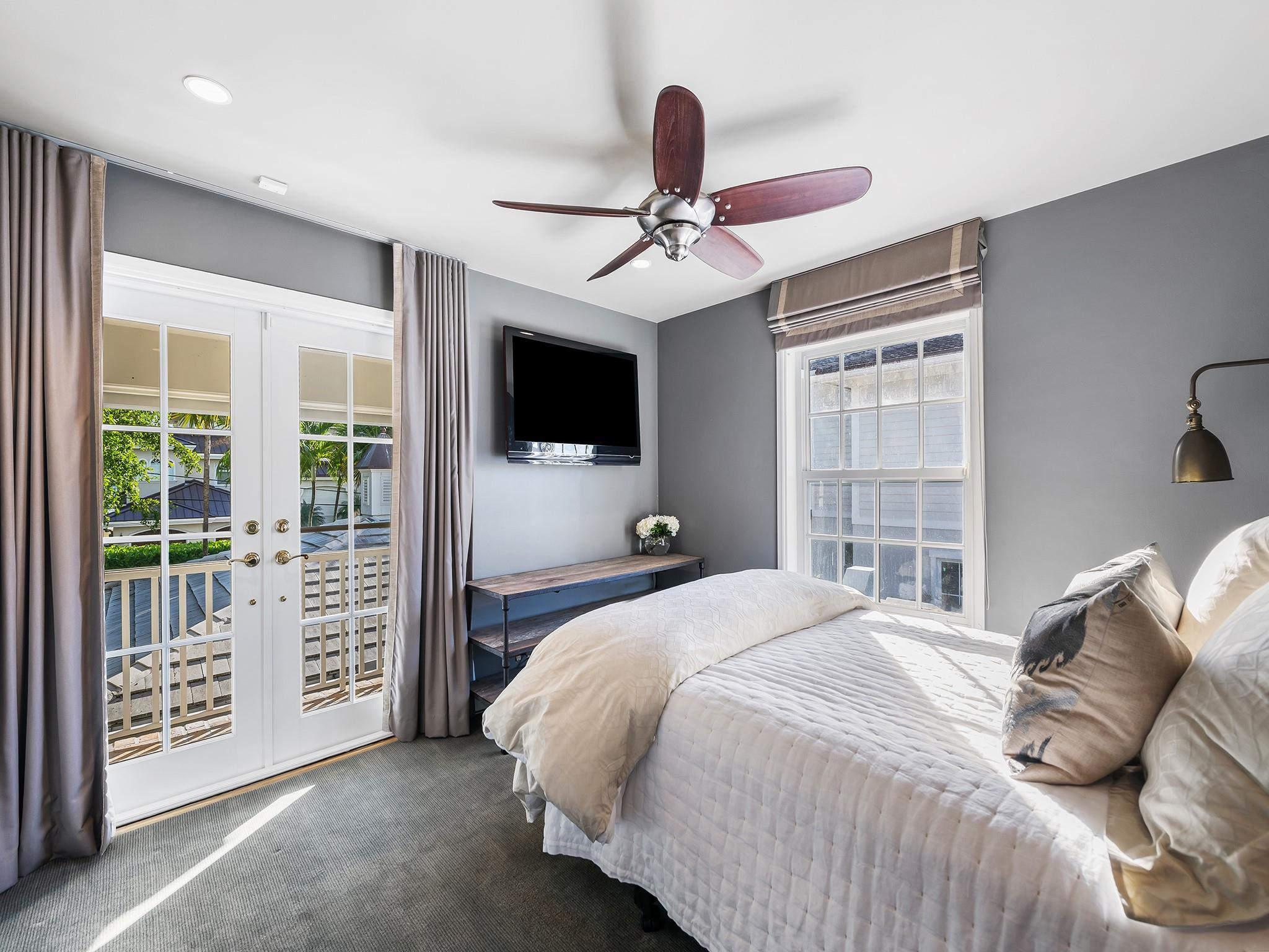 Rio Vista Isles - Residential