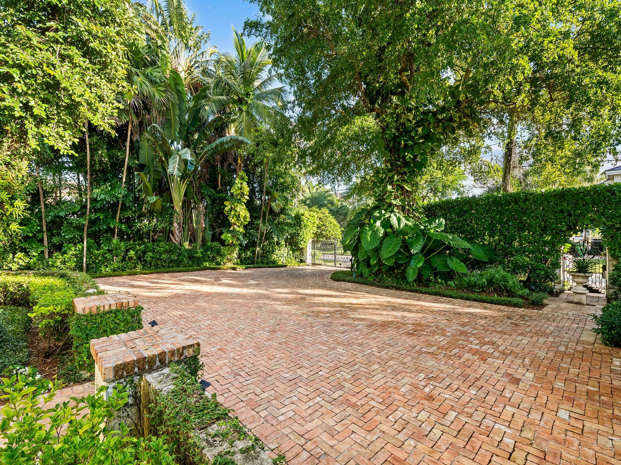 Rio Vista Isles - Residential