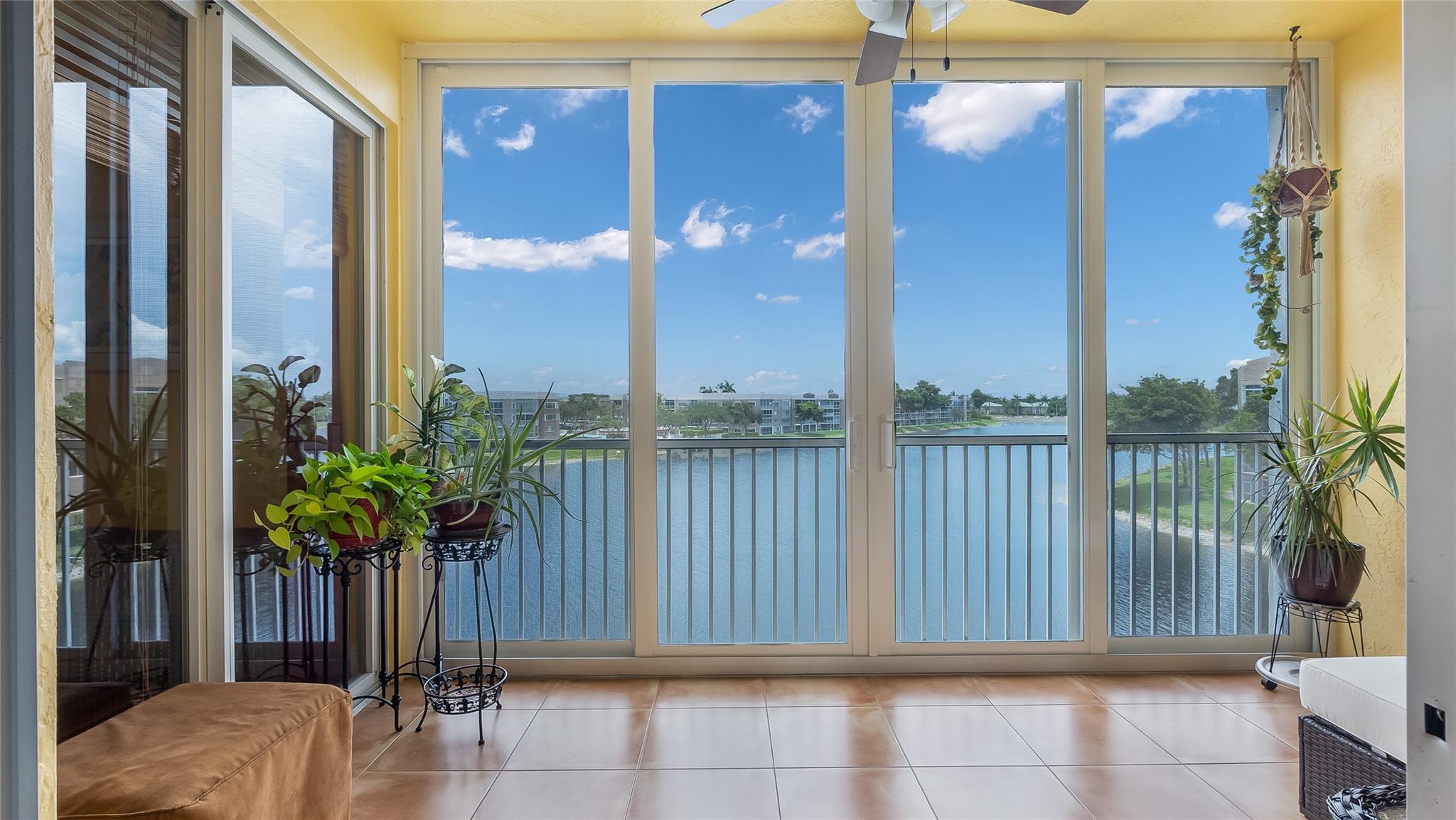 SOUTHAMPTON CONDOMINIUM - Residential