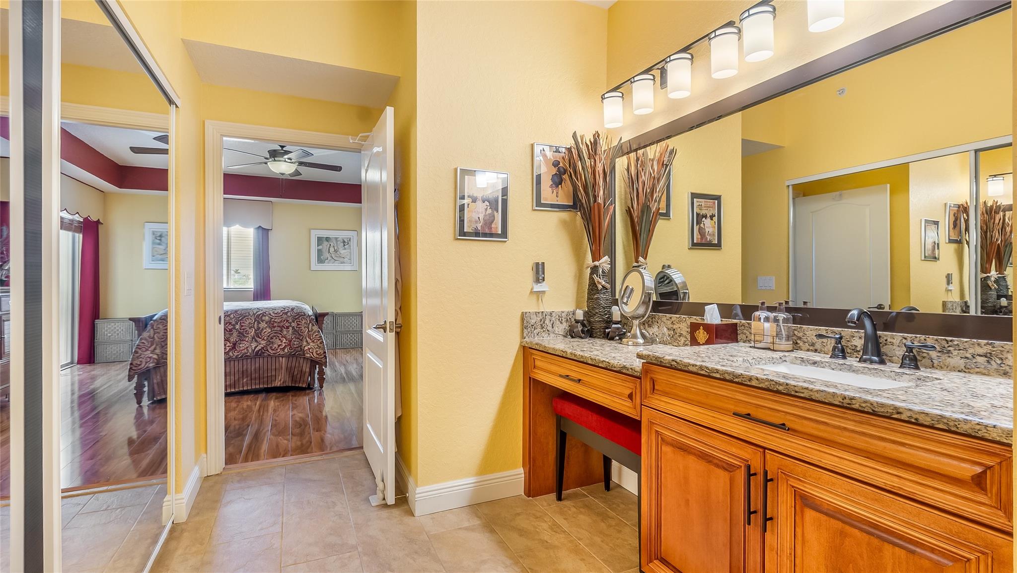 SOUTHAMPTON CONDOMINIUM - Residential