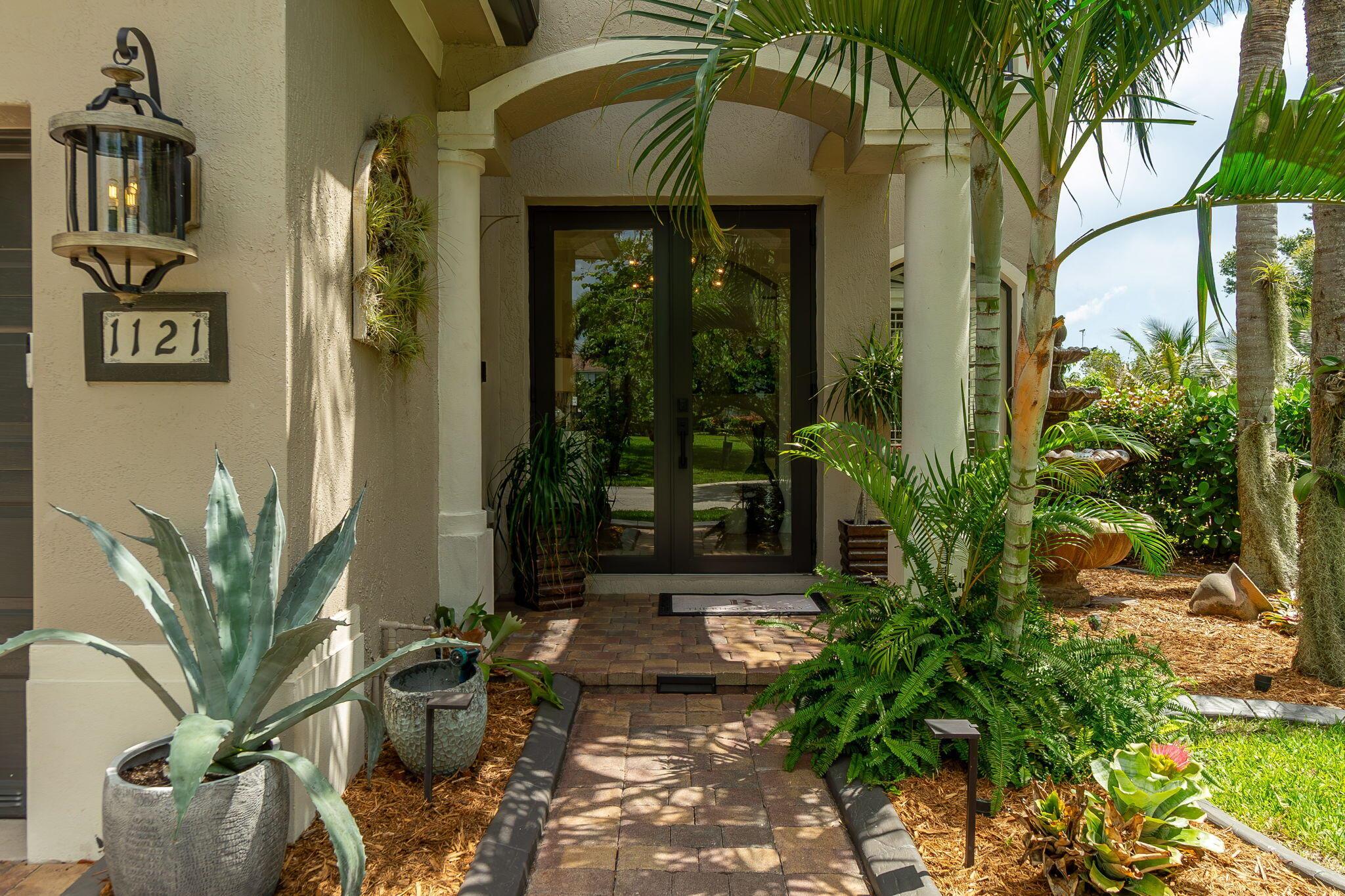 1121 Center Stone Lane