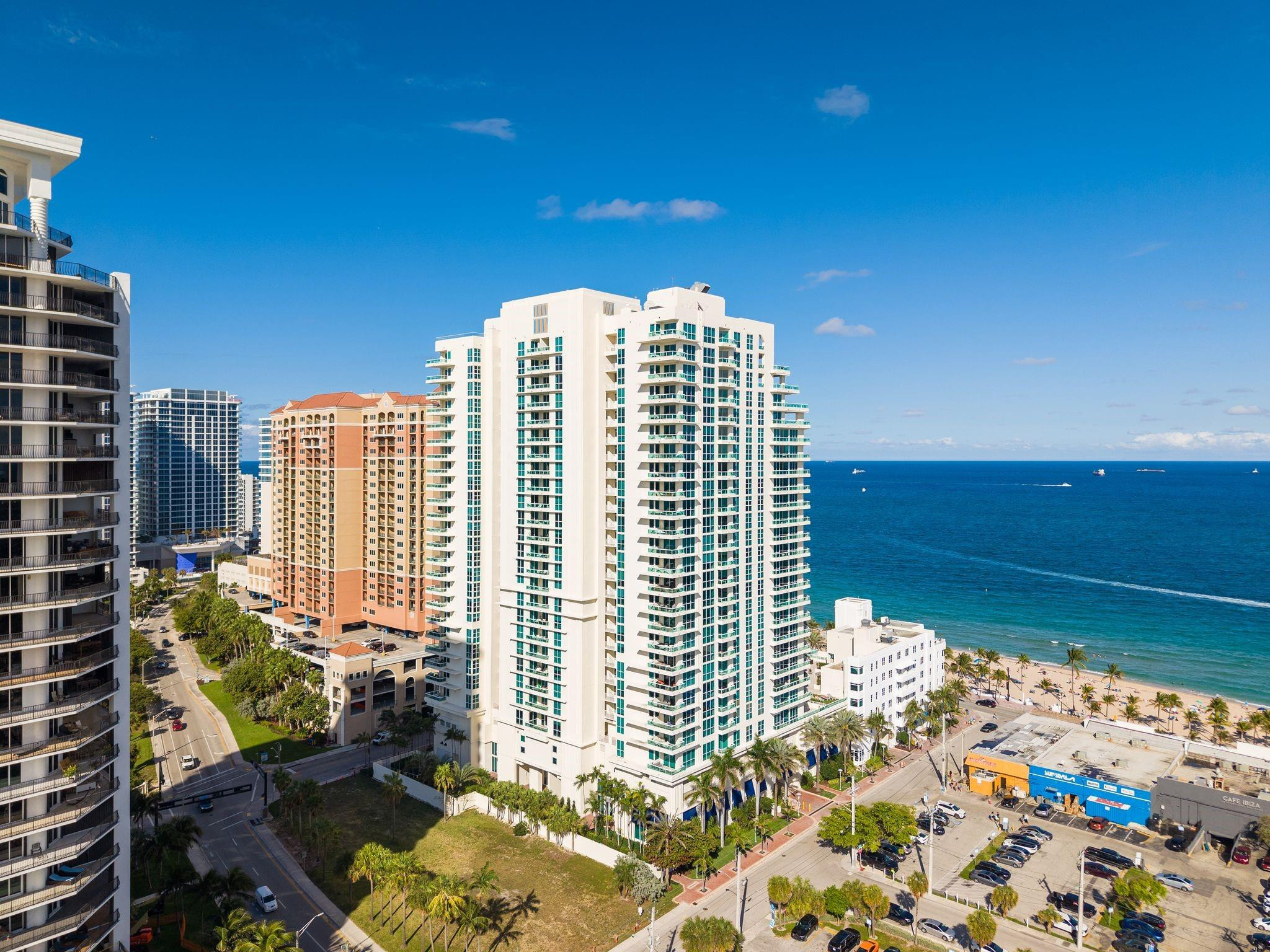LAS OLAS BEACH CLUB - Residential
