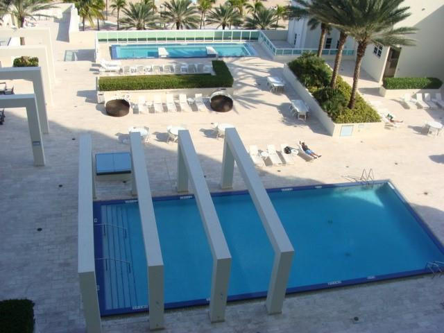 LAS OLAS BEACH CLUB - Residential