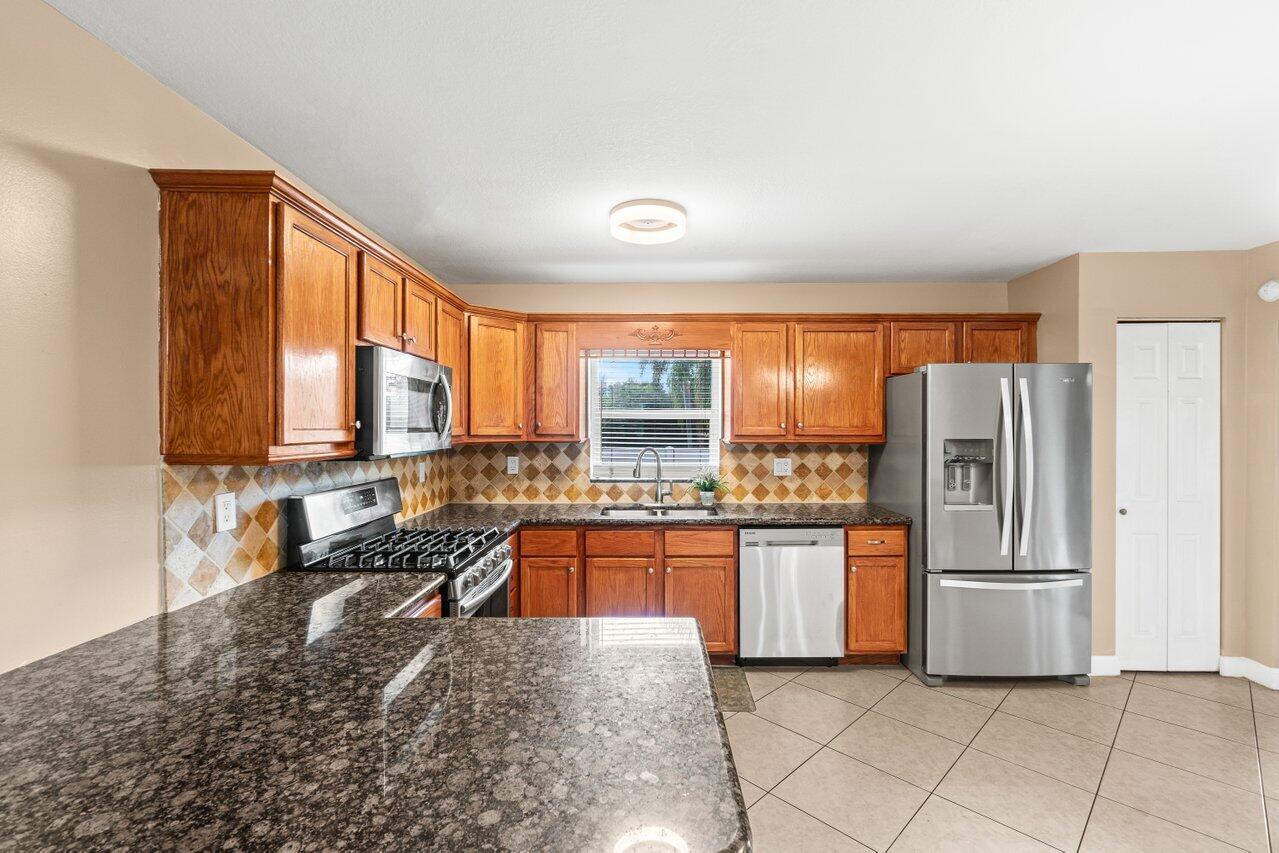 LANTANA HOMES 7 - Residential