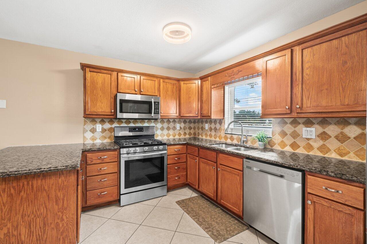 LANTANA HOMES 7 - Residential