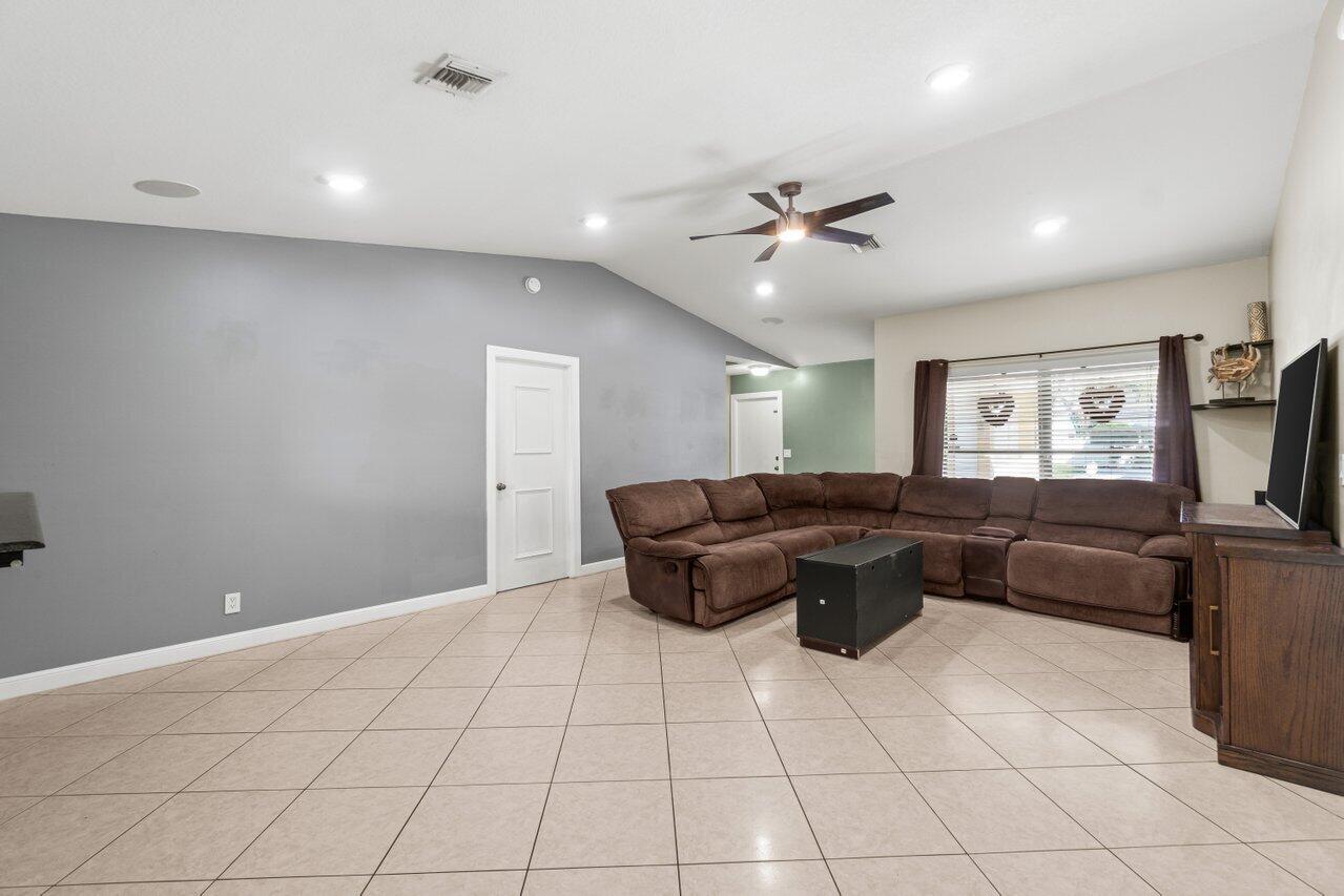 LANTANA HOMES 7 - Residential