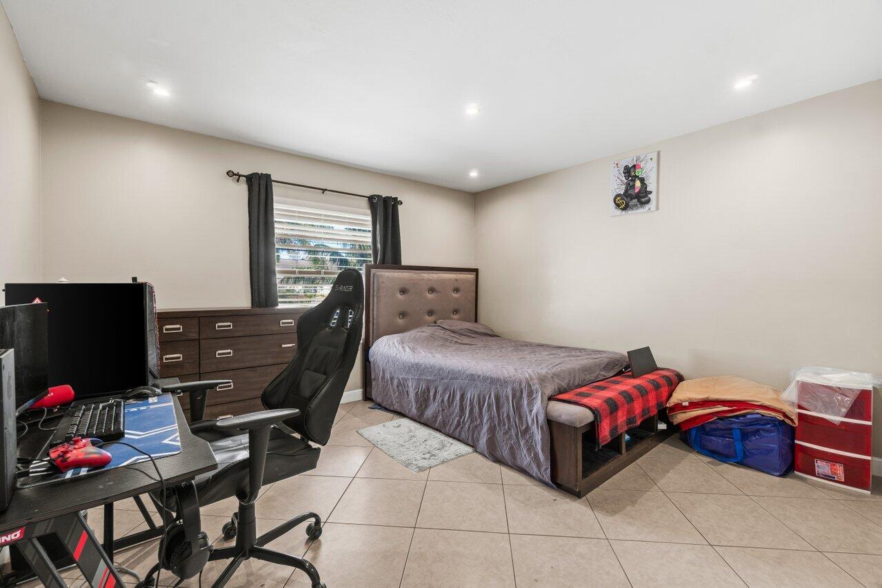 LANTANA HOMES 7 - Residential