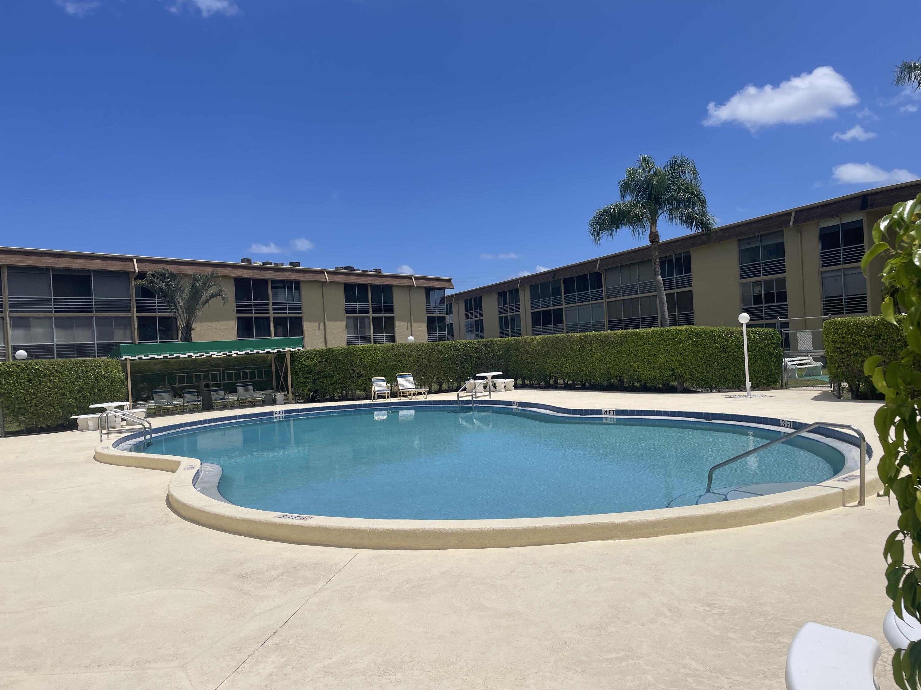 500 Village Green Circle W 316