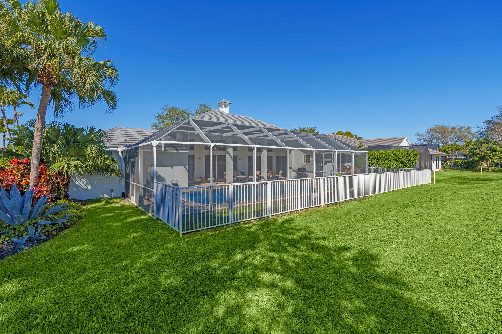 LAKEFIELD OF THE LANDINGS AT WELLINGTON PL 3A - Residential