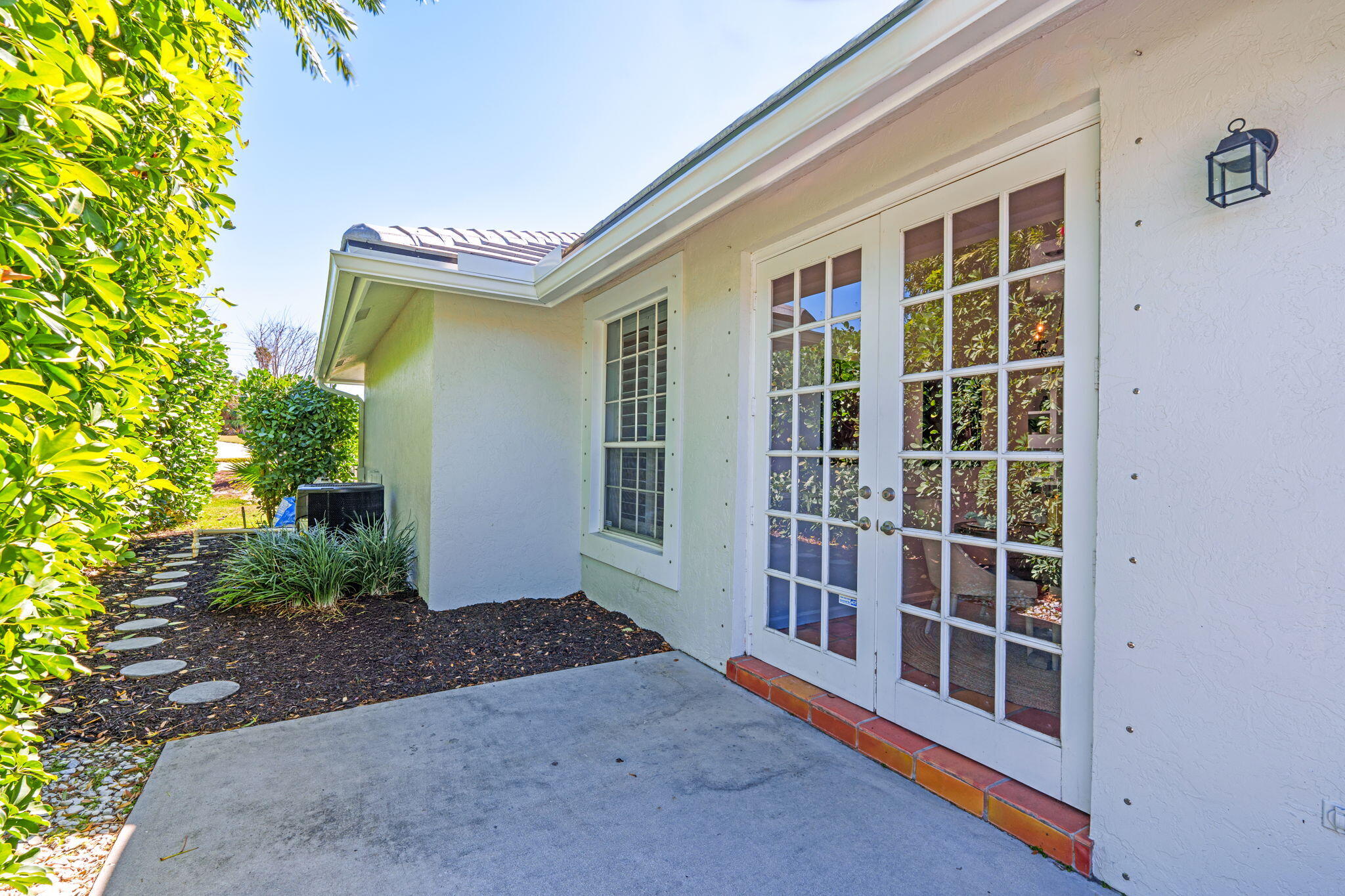 LAKEFIELD OF THE LANDINGS AT WELLINGTON PL 3A - Residential