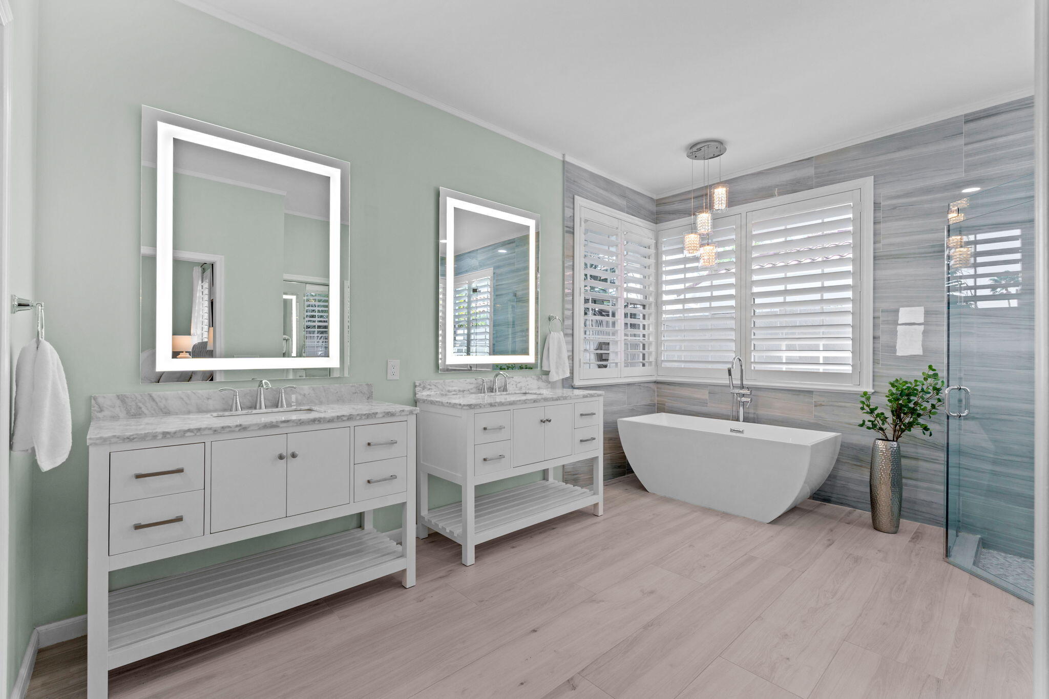 LAKEFIELD OF THE LANDINGS AT WELLINGTON PL 3A - Residential