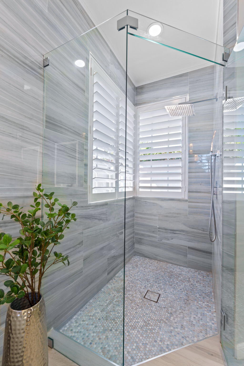 LAKEFIELD OF THE LANDINGS AT WELLINGTON PL 3A - Residential