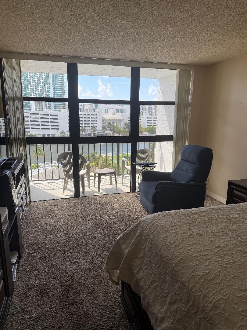 Towers of Oceanview South - Residential