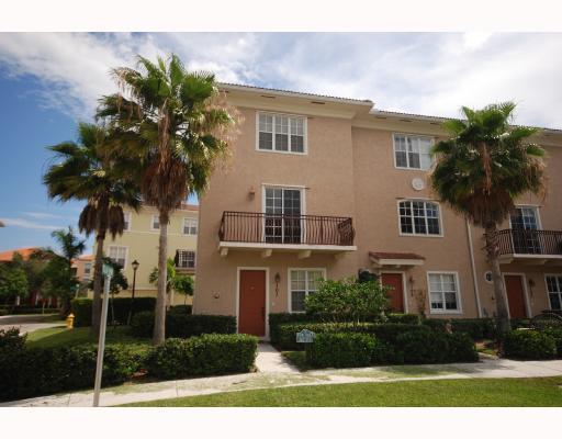 OSCEOLA WOODS - Residential Lease