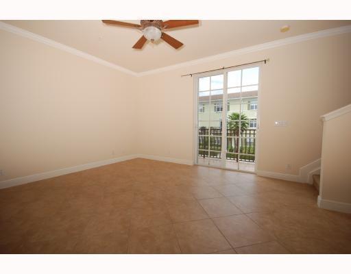 OSCEOLA WOODS - Residential Lease