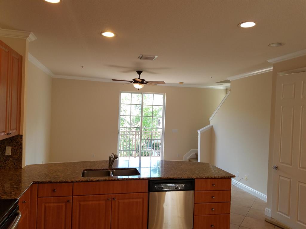 OSCEOLA WOODS - Residential Lease