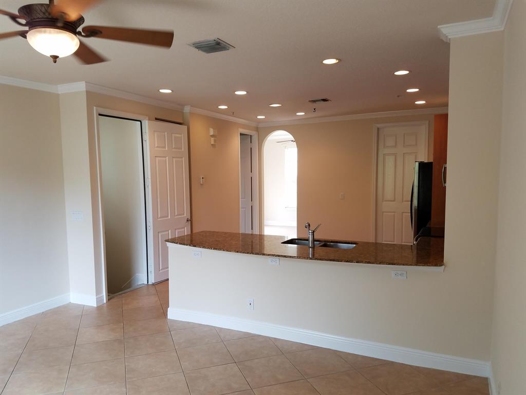 OSCEOLA WOODS - Residential Lease