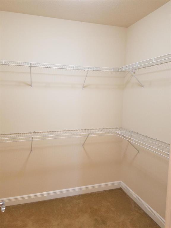 OSCEOLA WOODS - Residential Lease