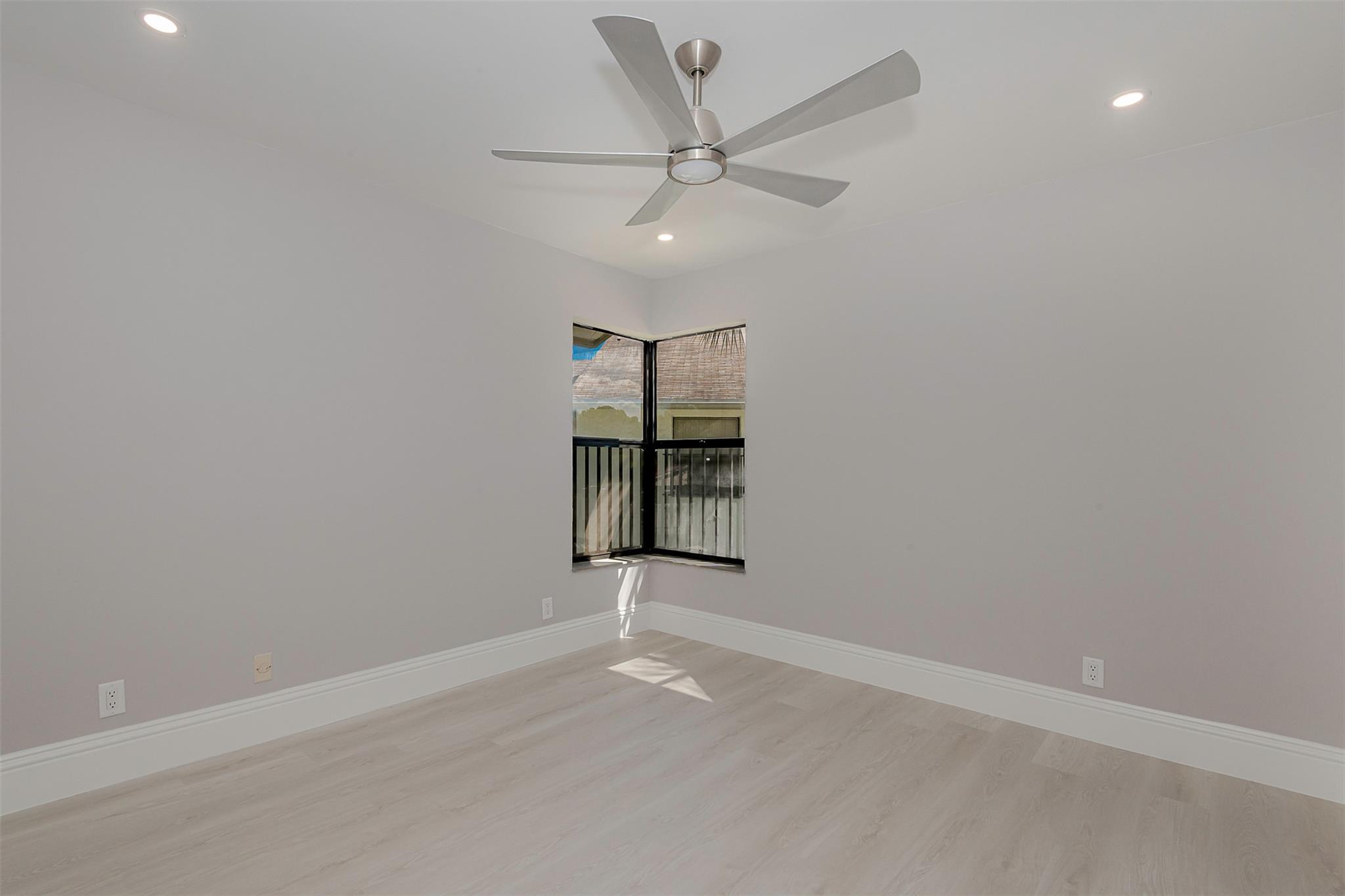 Baywood Village - Residential