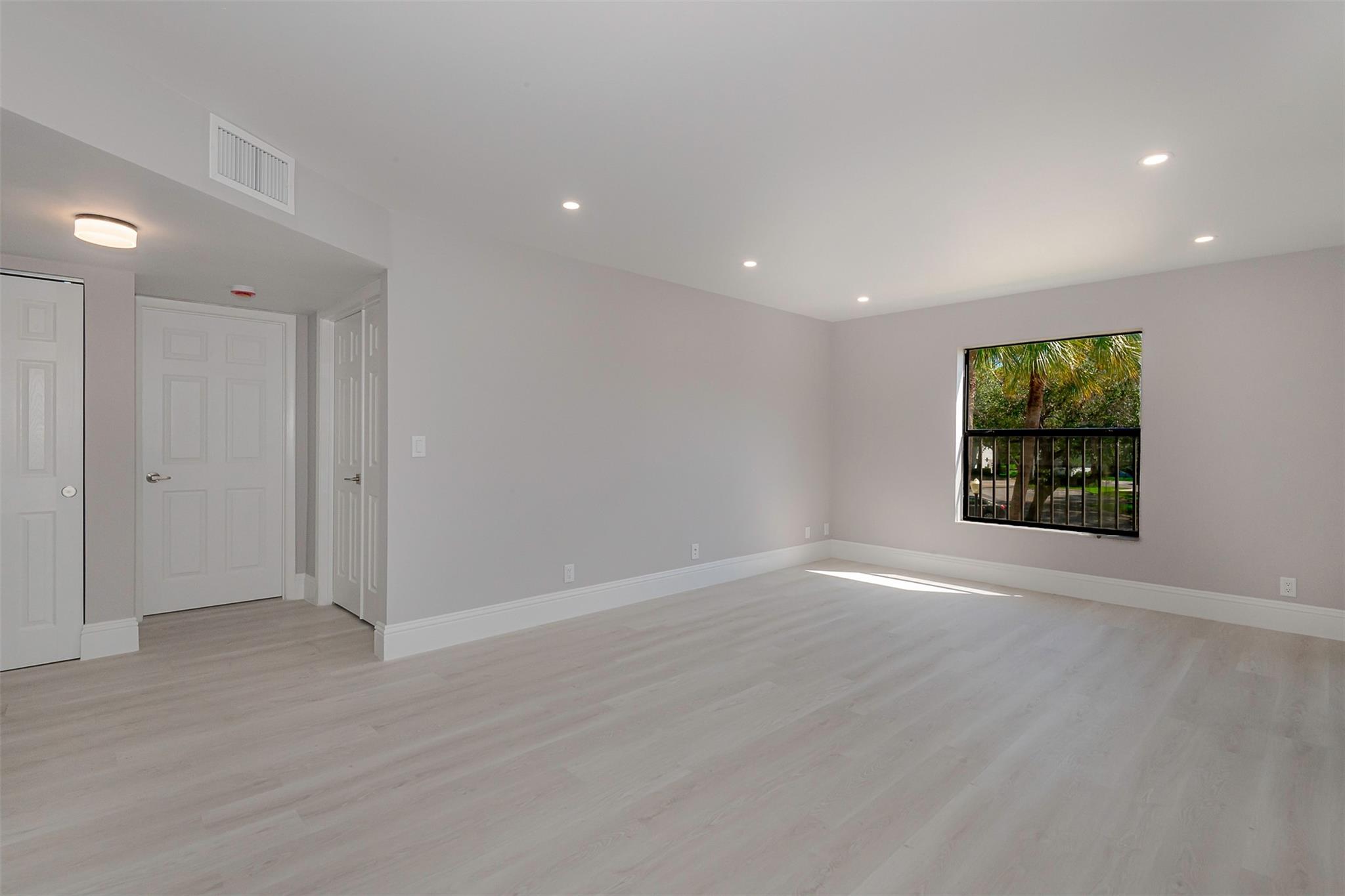 Baywood Village - Residential