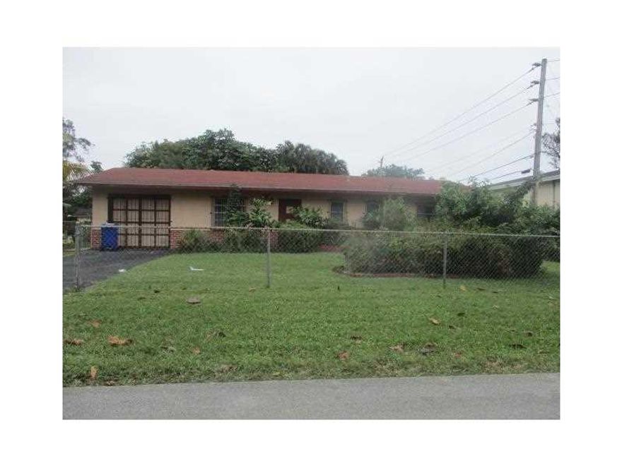FORT LAUDERDALE AREA. SINGLE FAMILY HOME, 3 BEDS, 2 BATHS, 1 CAR GARAGE, FENCED YARD & FLORIDA ROOM. HOME IS IN ORIGINAL CONDITION, NEEDS UPDATING BUT HAS POTENTIAL. SOLD AS IS. IT'S ENCOURAGED ALL OFFERS INCLUDE POF OR PRE-APPROVAL LETTER. SELLER LISTING  BROKER HAS NO PRIOR HISTORY & NO DISCLOSURES AVAILABLE. BUYER/SELLING AGENT RESPONSIBLE TO VERIFY IF WATER & SEWER IS WELL, SEPTIC OR MUNICIPAL, TAXES, LOTS SIZE, ETC.