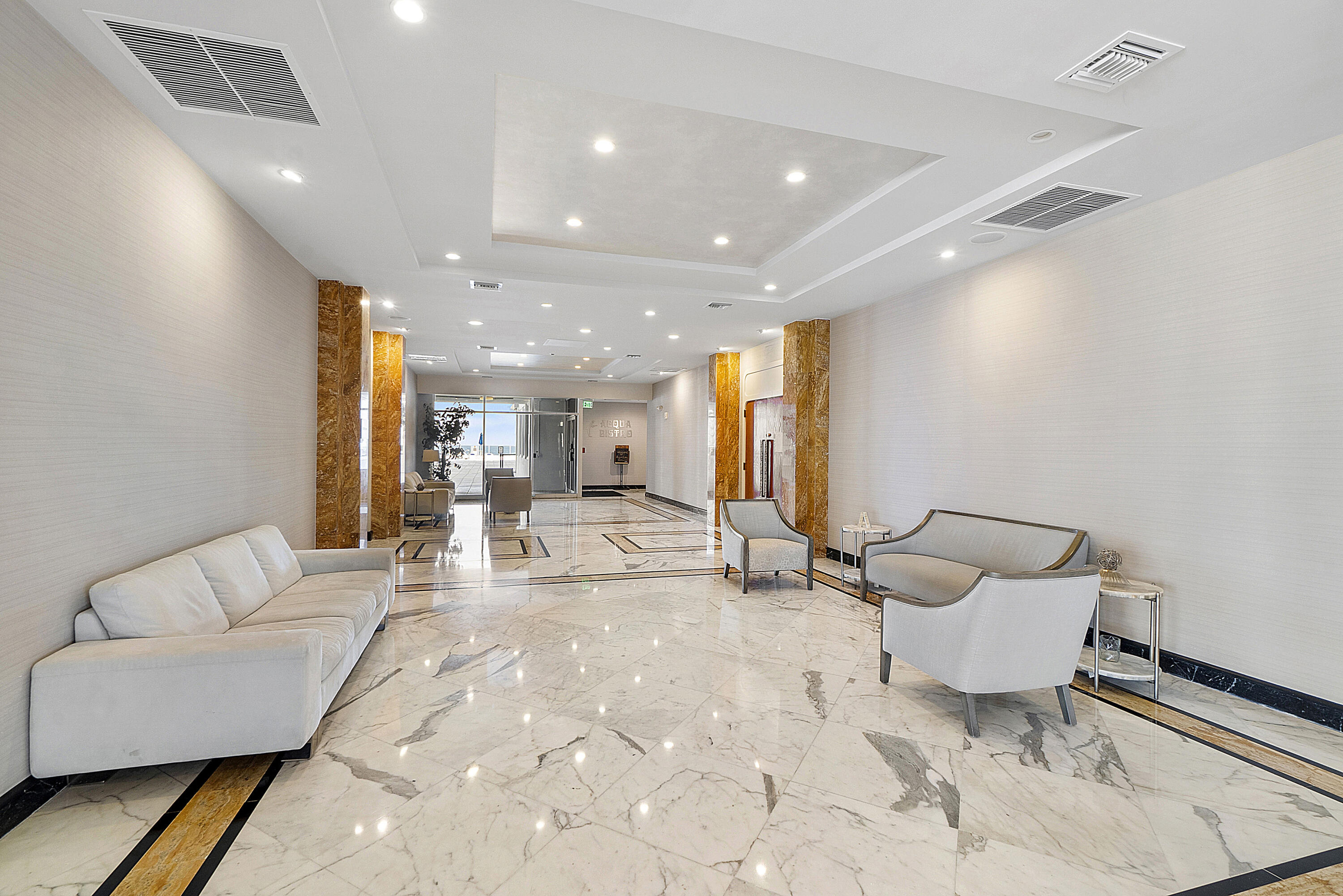 AQUARIUS CONDO - Residential