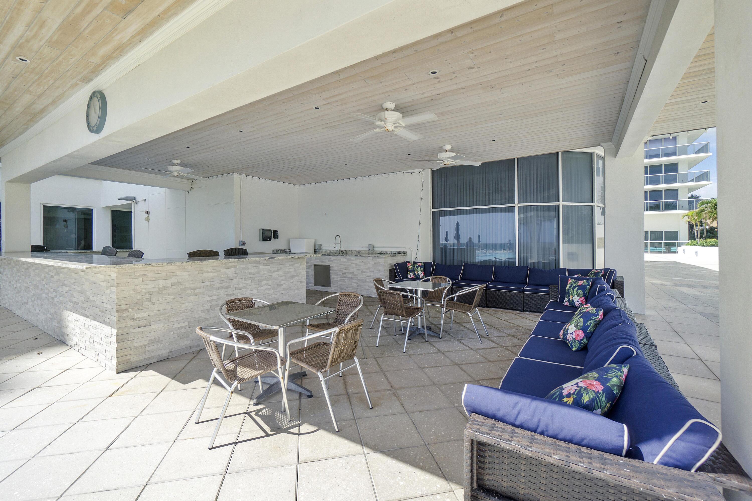 AQUARIUS CONDO - Residential