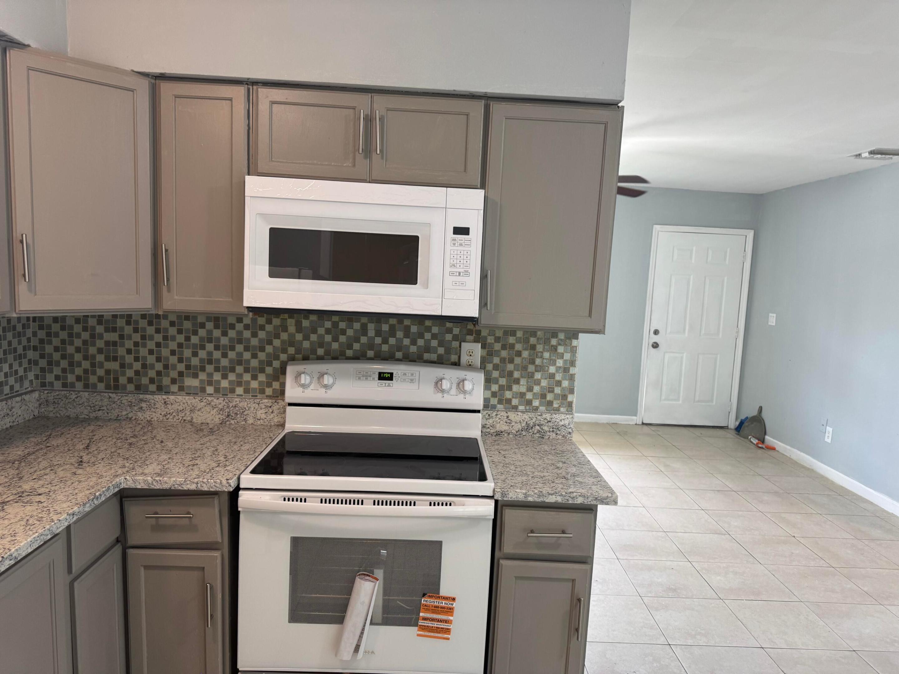 SPRINGBANK PARK SEC 2 - Residential Lease