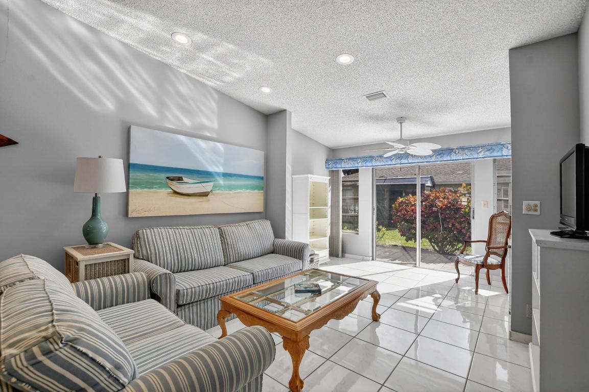 WHISPER WALK - Residential Lease