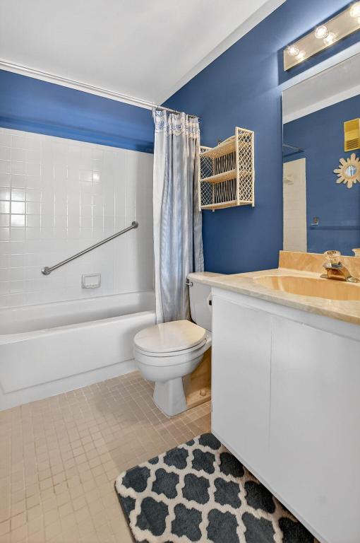 WHISPER WALK - Residential Lease