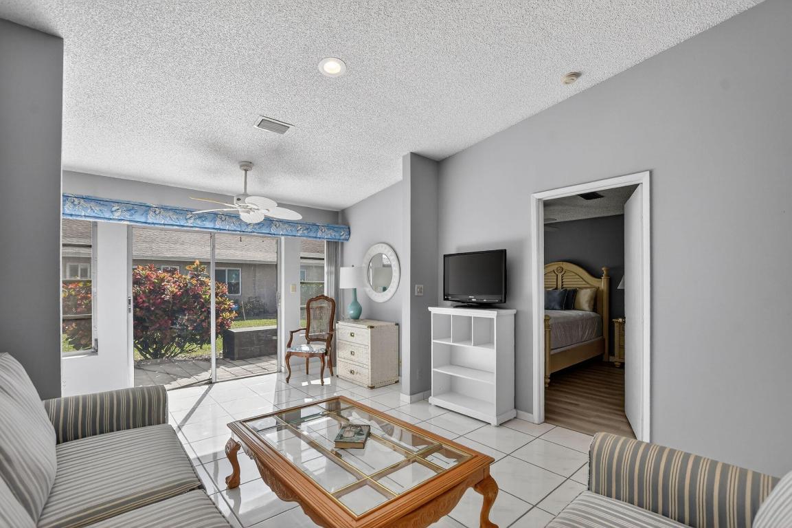 WHISPER WALK - Residential Lease