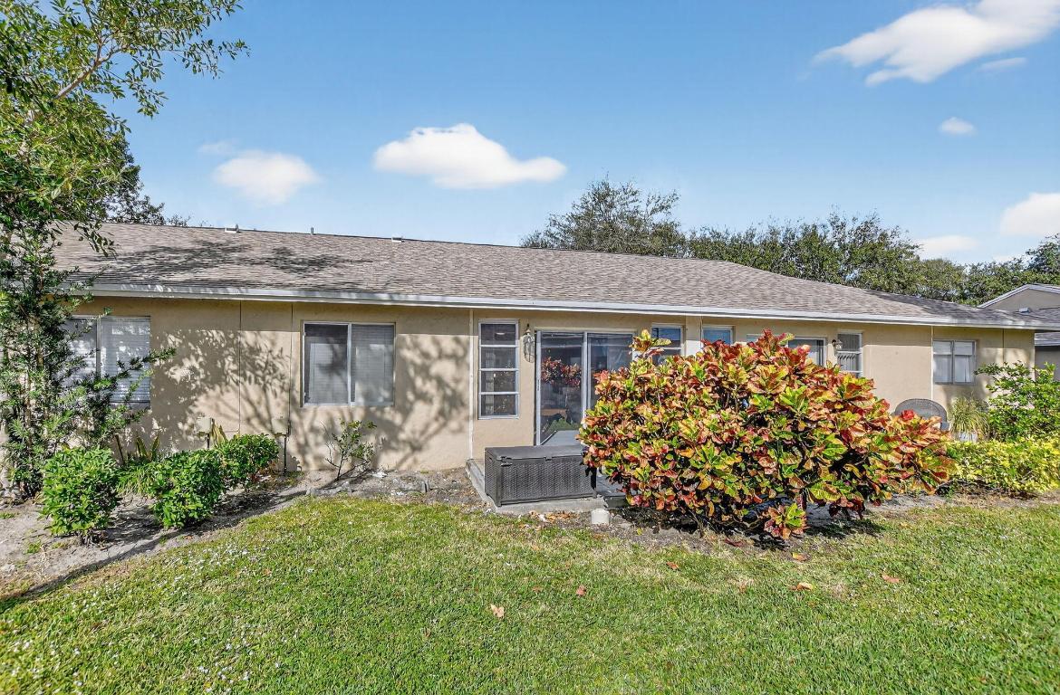 WHISPER WALK - Residential Lease