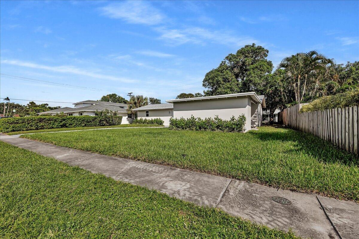 Properties 1463 8th Street