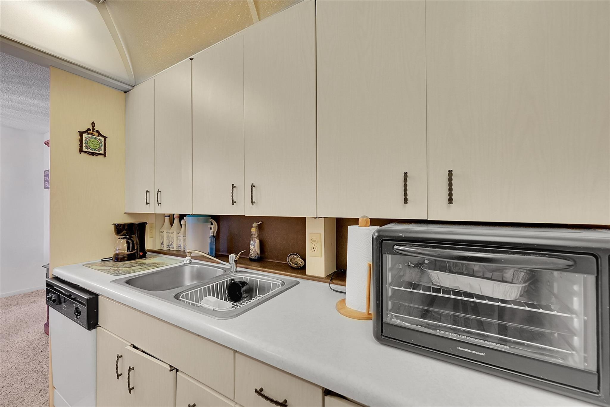 WYNMOOR VILLAGE - Residential