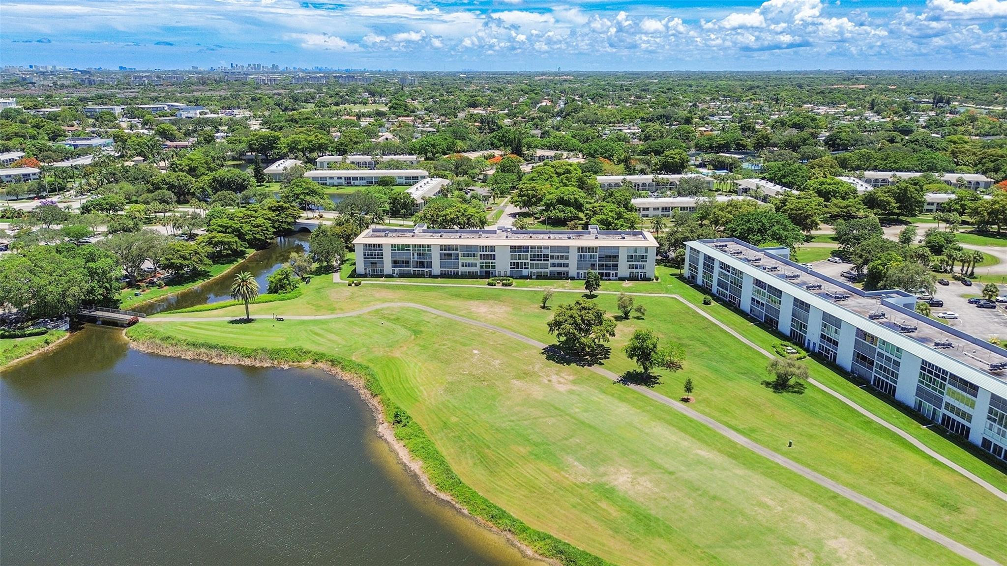 WYNMOOR VILLAGE - Residential