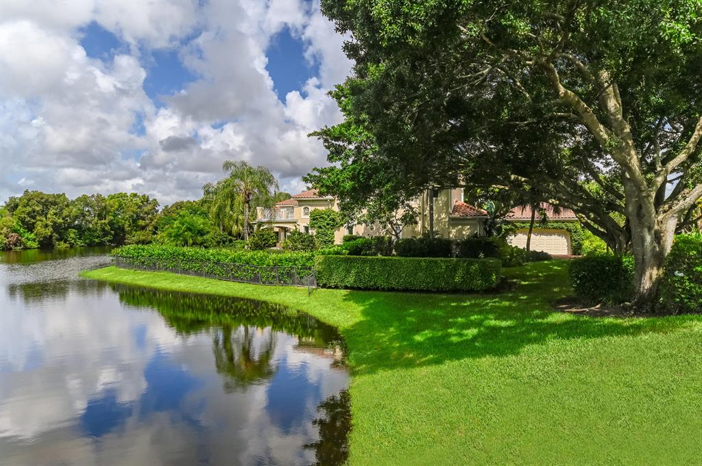 EQUESTRIAN CLUB ESTATES 2 - Residential