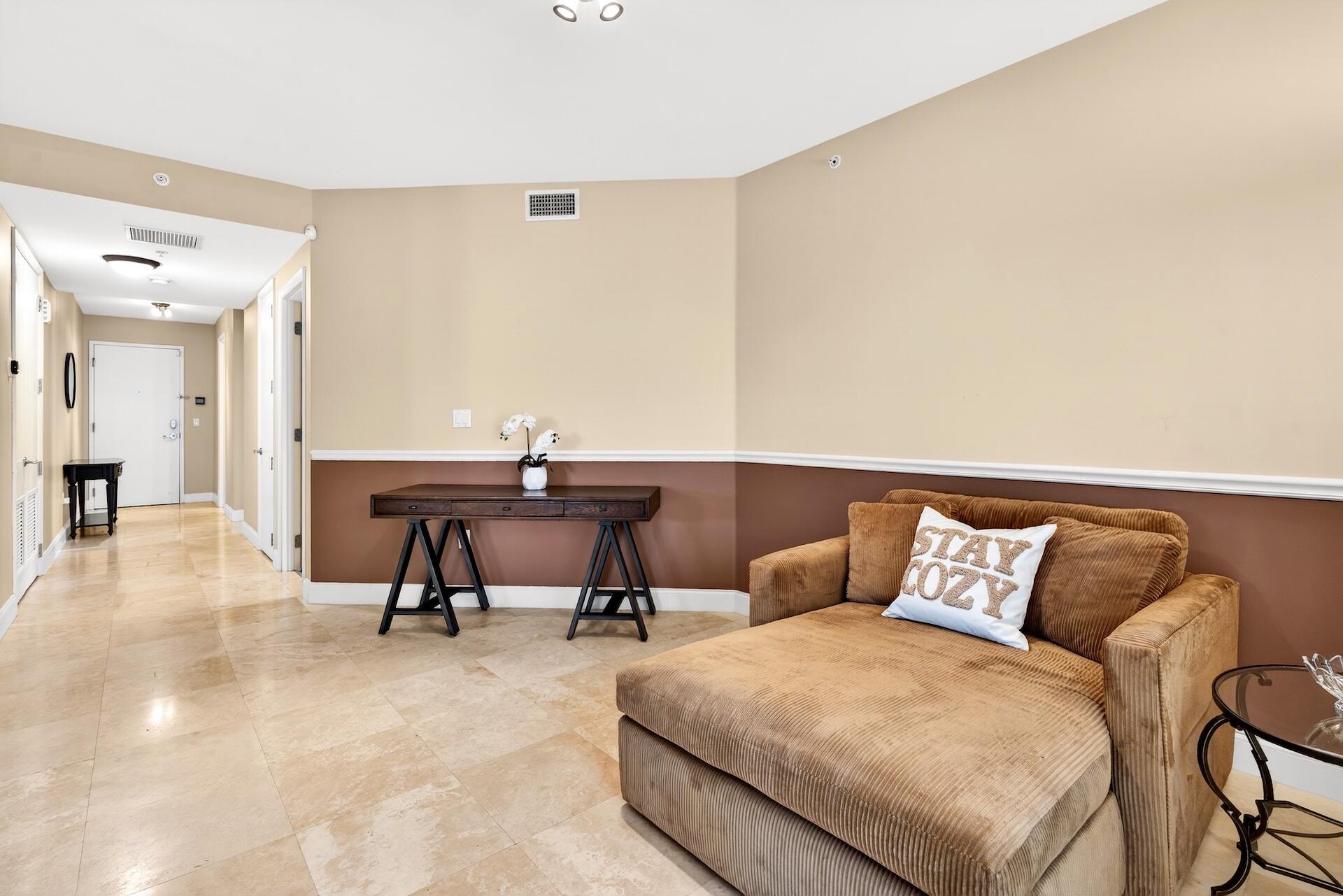 FOUNTAINS ON OCEAN BOULEVARD - Residential Lease