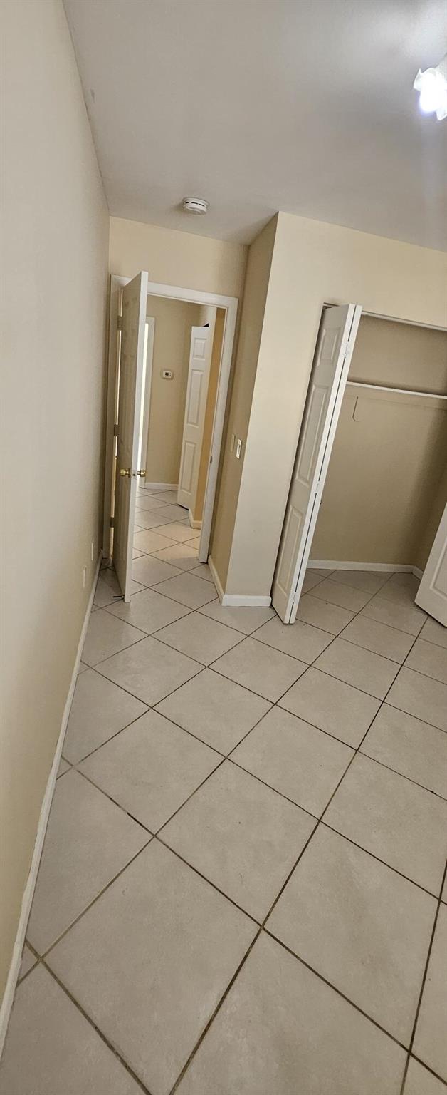 MODEL LAND CO - Residential Lease