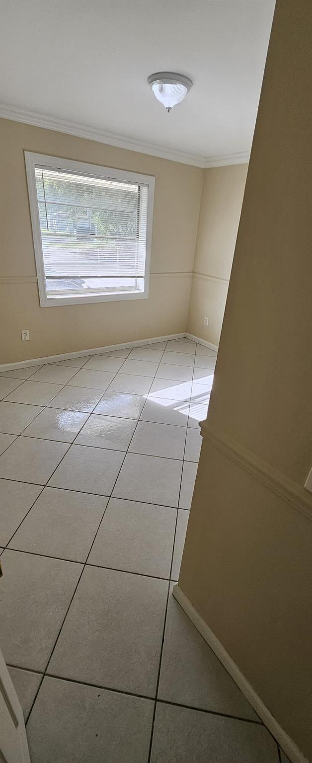MODEL LAND CO - Residential Lease