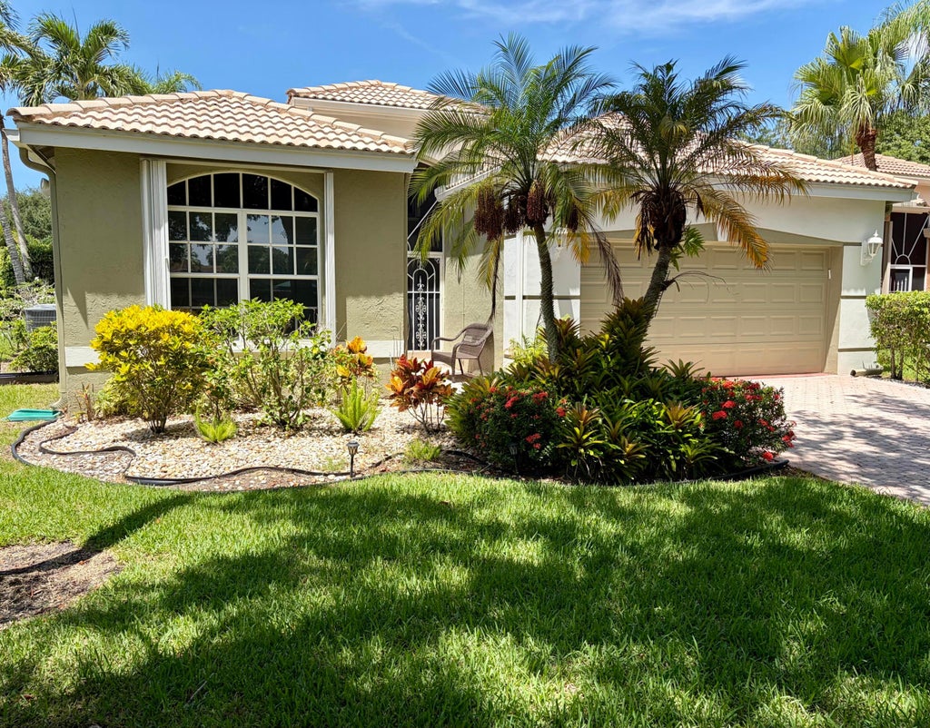 Photo of 10519 Copper Lake Drive, Boynton Beach, FL 33437 (MLS # B26065280)