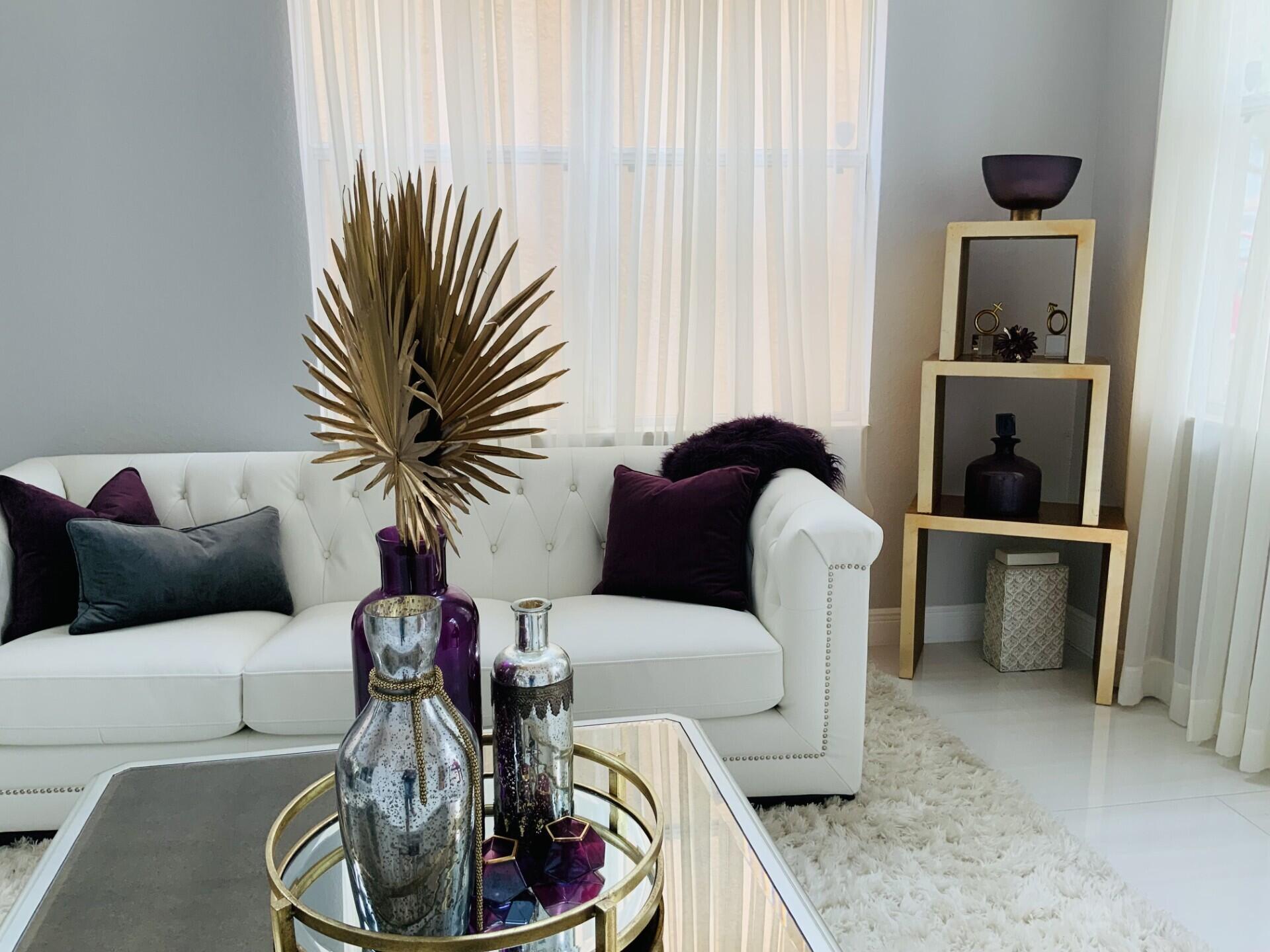 532 Gazetta Way