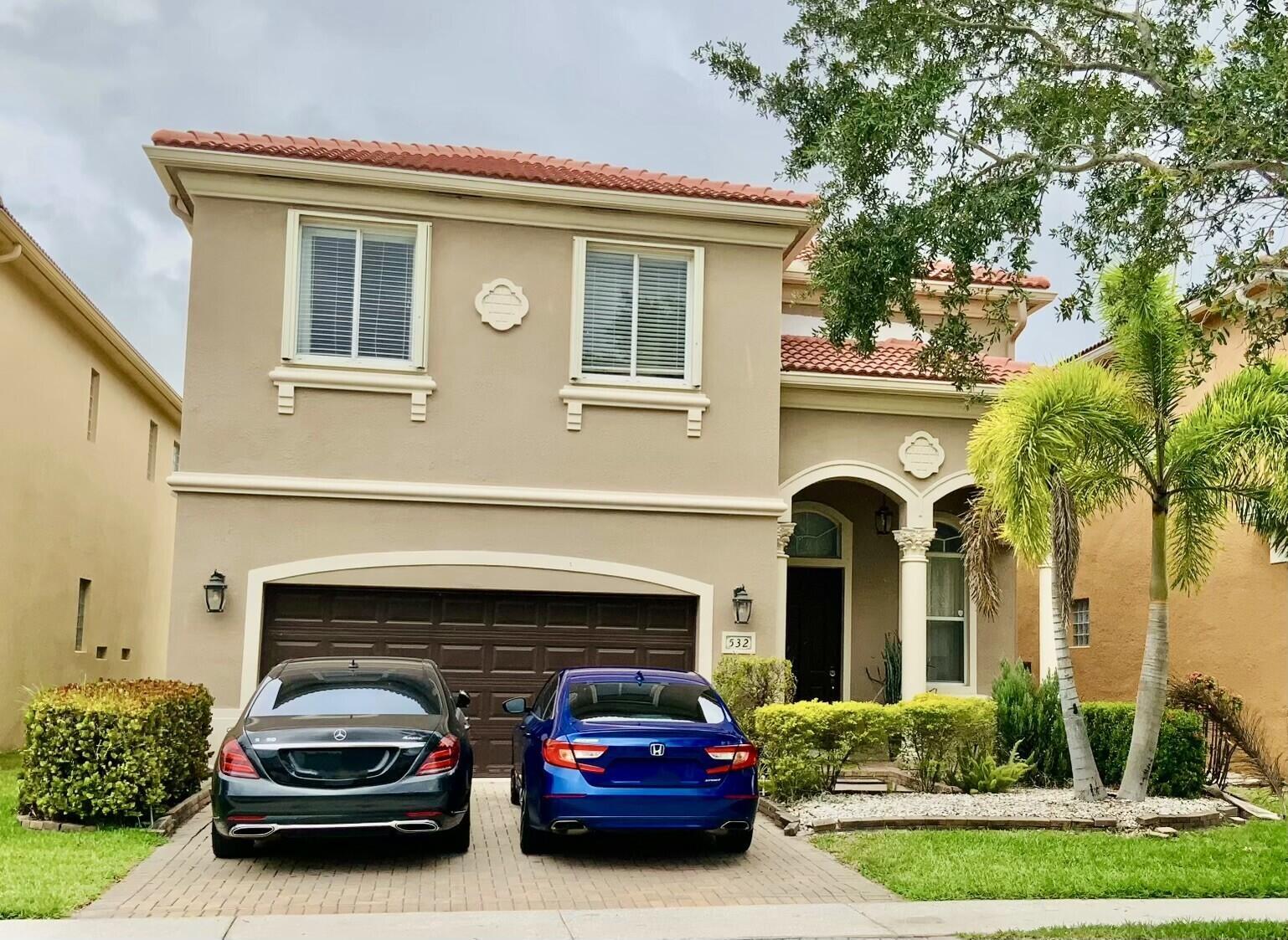 532 Gazetta Way