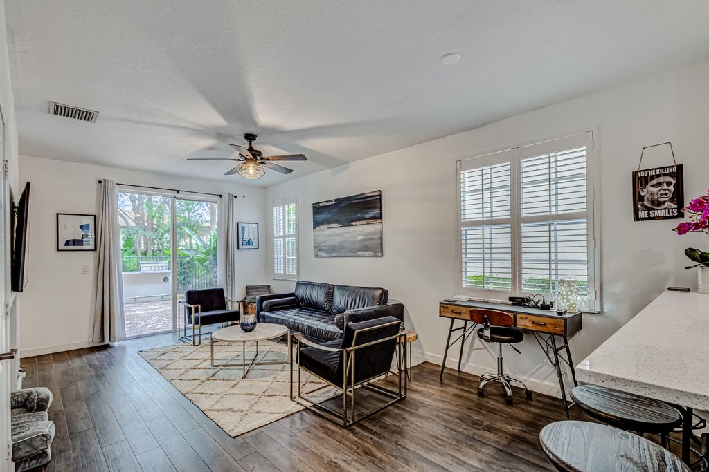 Photo of 404 Pumpkin Drive, Palm Beach Gardens, FL 33410 (MLS # R10962881)