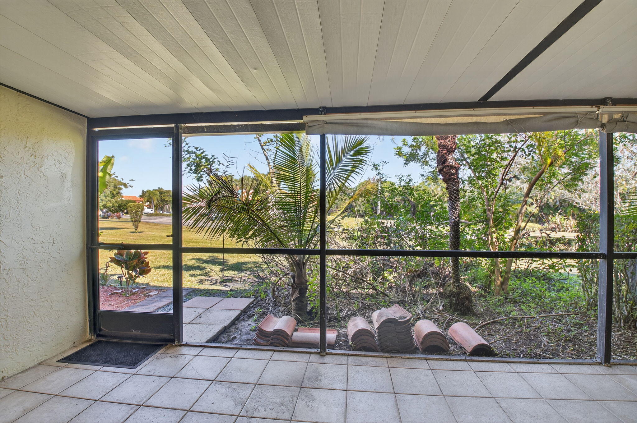 WOODSTREAM - Residential Lease