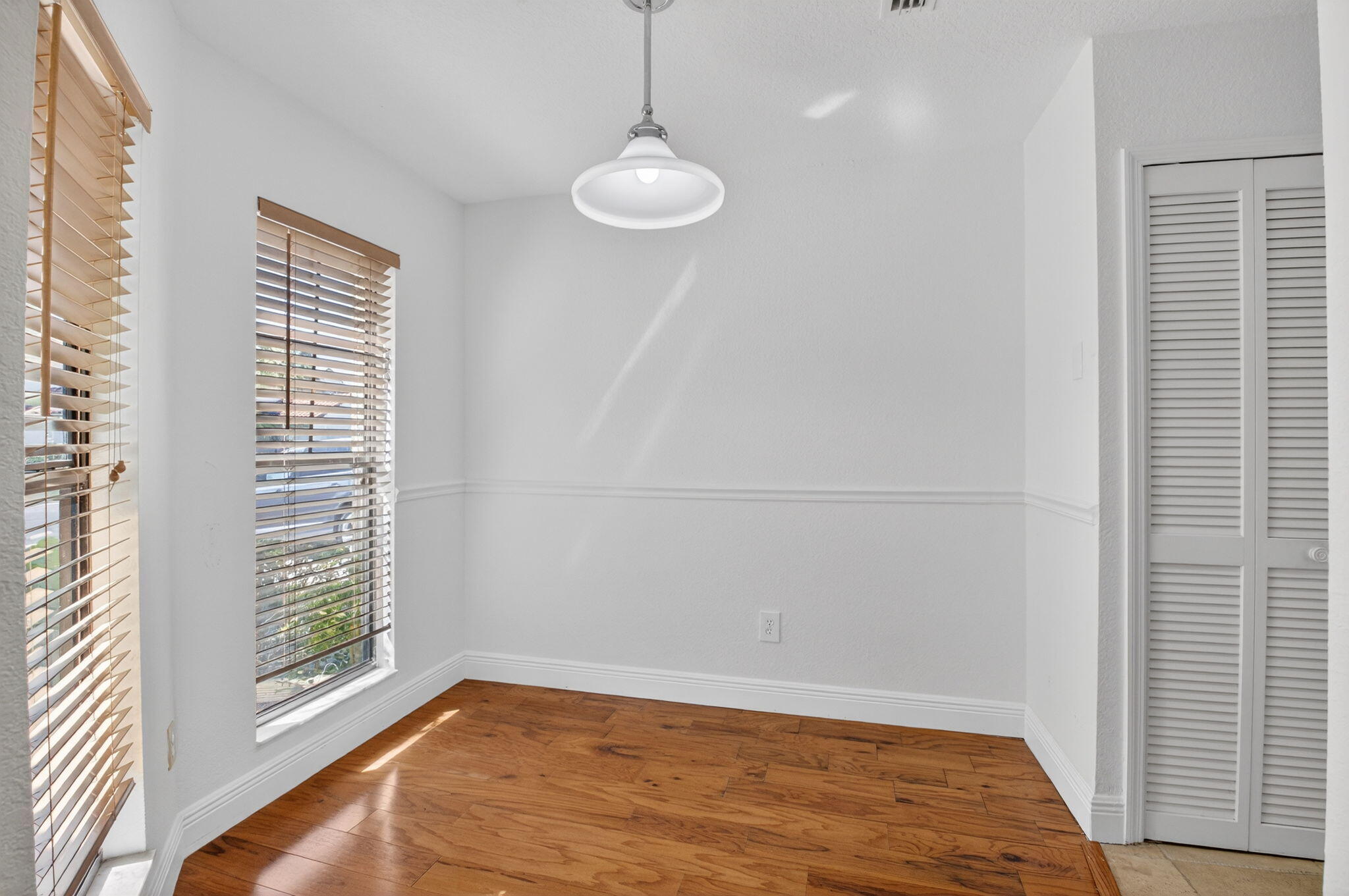 WOODSTREAM - Residential Lease