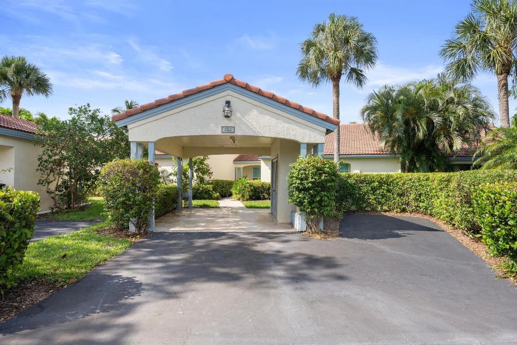 Photo of 2252 Las Casitas Drive, Wellington, FL 33414 (MLS # R11095704)