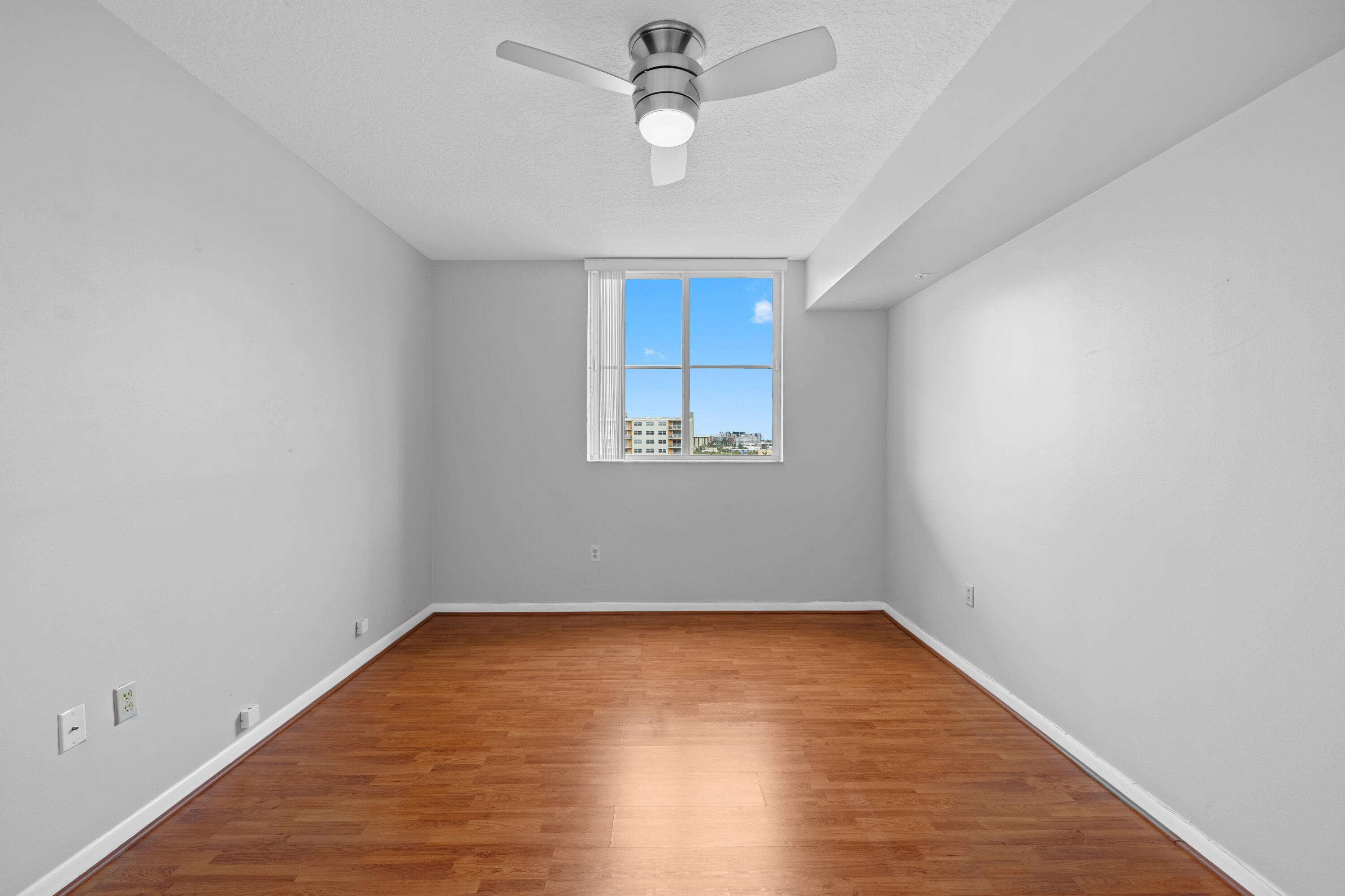 TIDES AT BRIDGESIDE SQUARE - Residential Lease